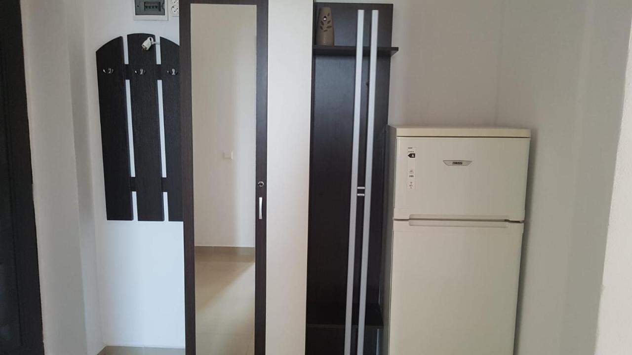 Apartament Teo Caransebeş Esterno foto