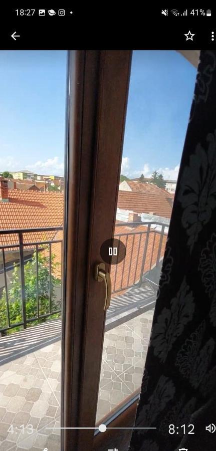 Apartament Teo Caransebeş Esterno foto
